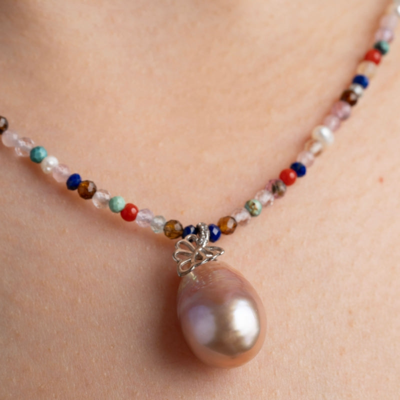 Colored gems pearl necklace silver