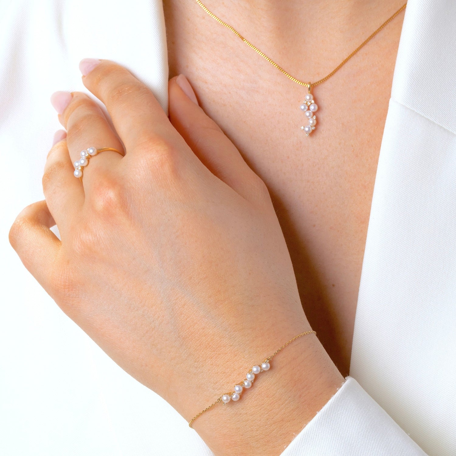 FREYA COLLECTION MODEL2