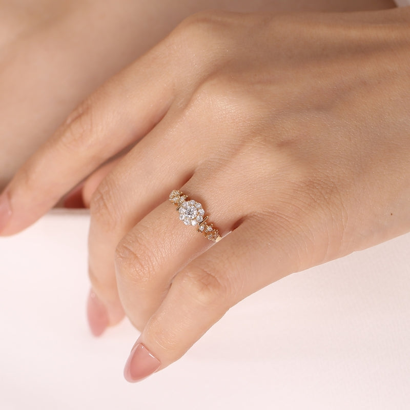 HIP-HALO diamantring i 18 karat guld