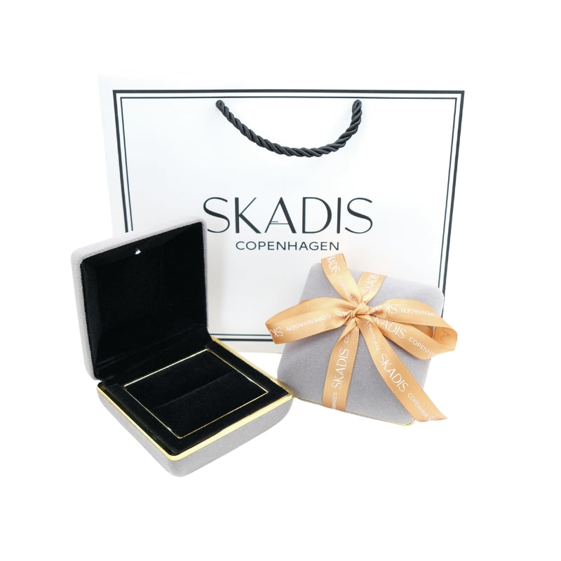 LOVE STAR diamond ring 18k yellow gold