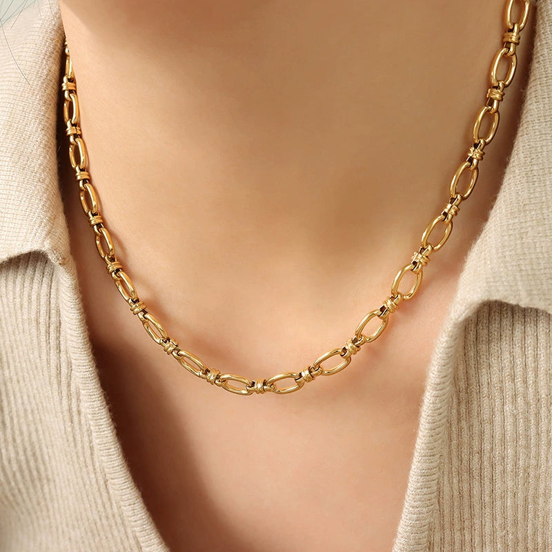 Gold chain necklace from SKADIS Jewelry