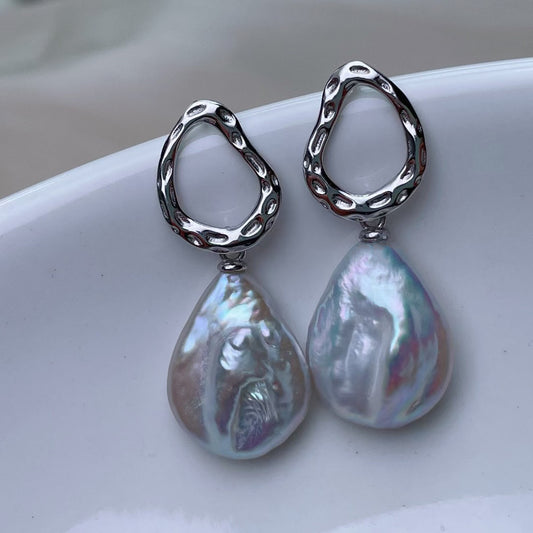 DROP Pearl earrings silver
