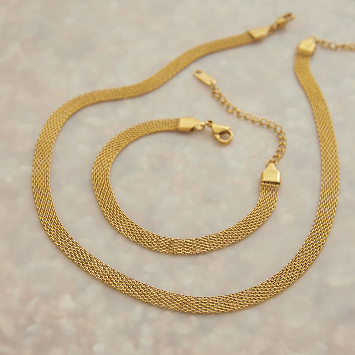 EMBLA Necklace Gold-plated SKADIS 2