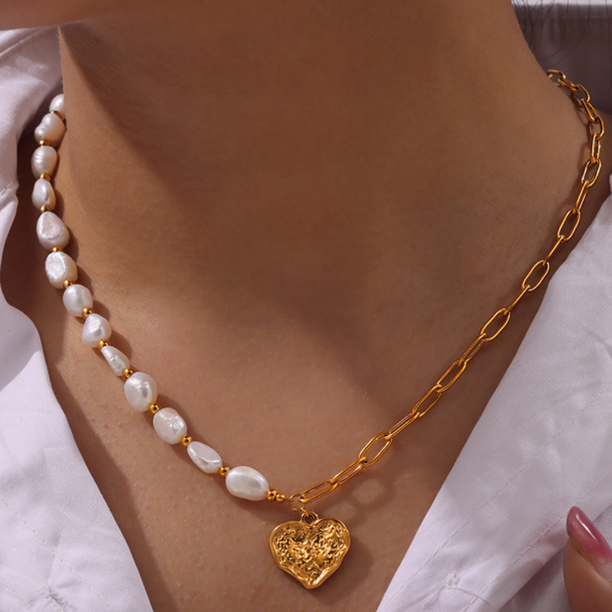 Pearl necklace with a gold chain and heart-shaped pendant -SKADIS Jewelry