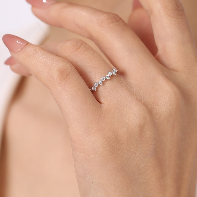 LUCKY STAR diamond ring 18k white gold