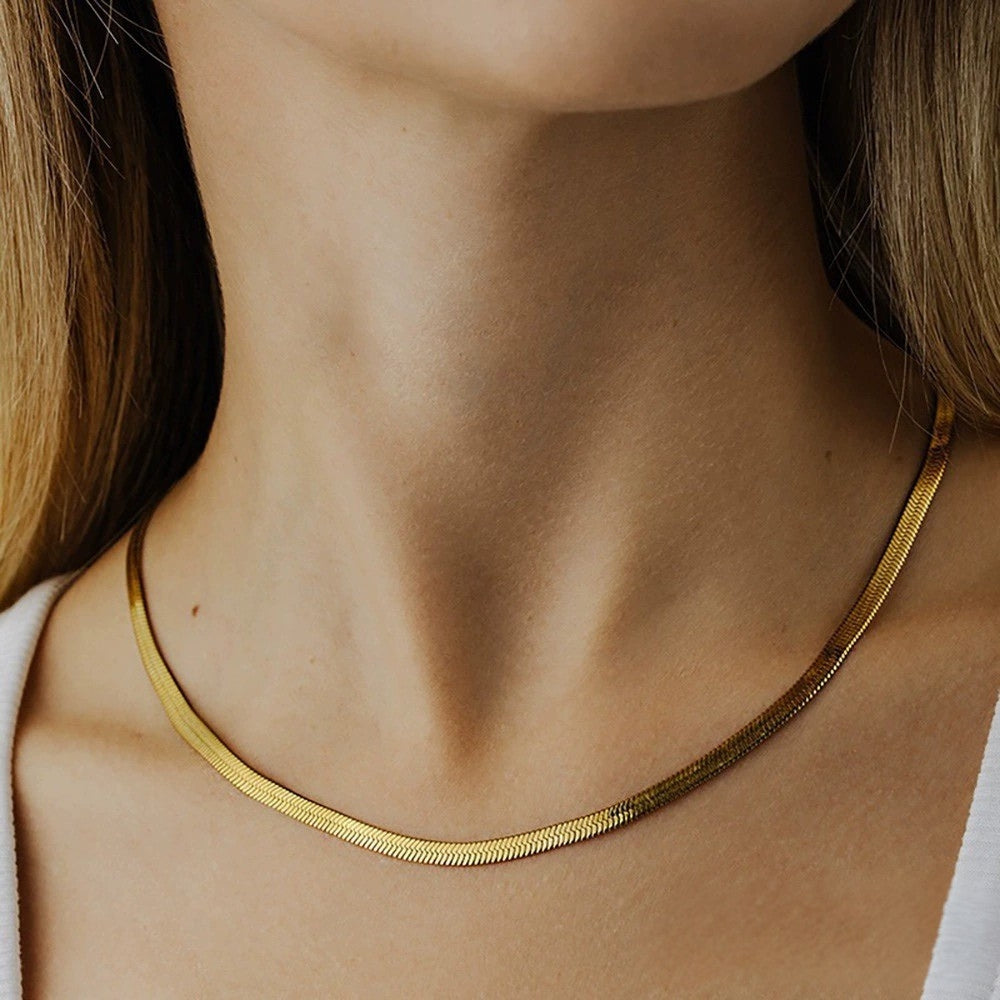 LUMA Necklace Gold-plated detail SKADIS