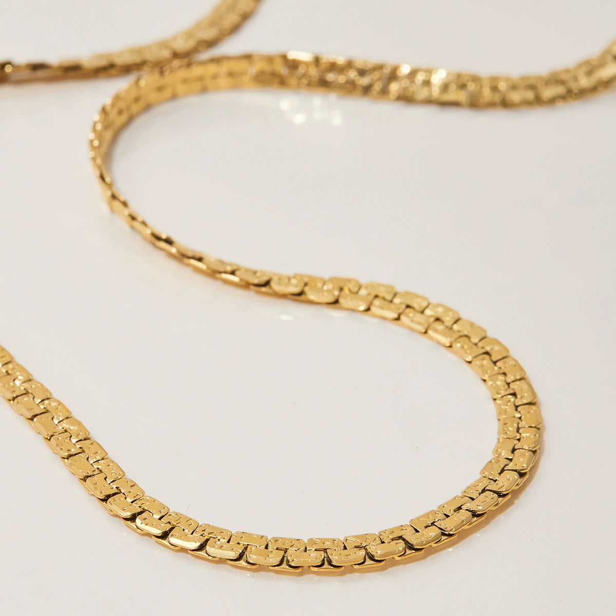 LUMI Necklace Gold-plated SKADIS 2