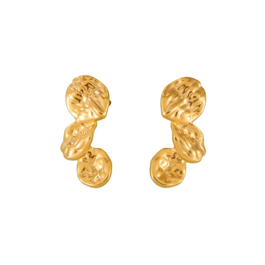 Pair of gold earrings from skadis jewelry