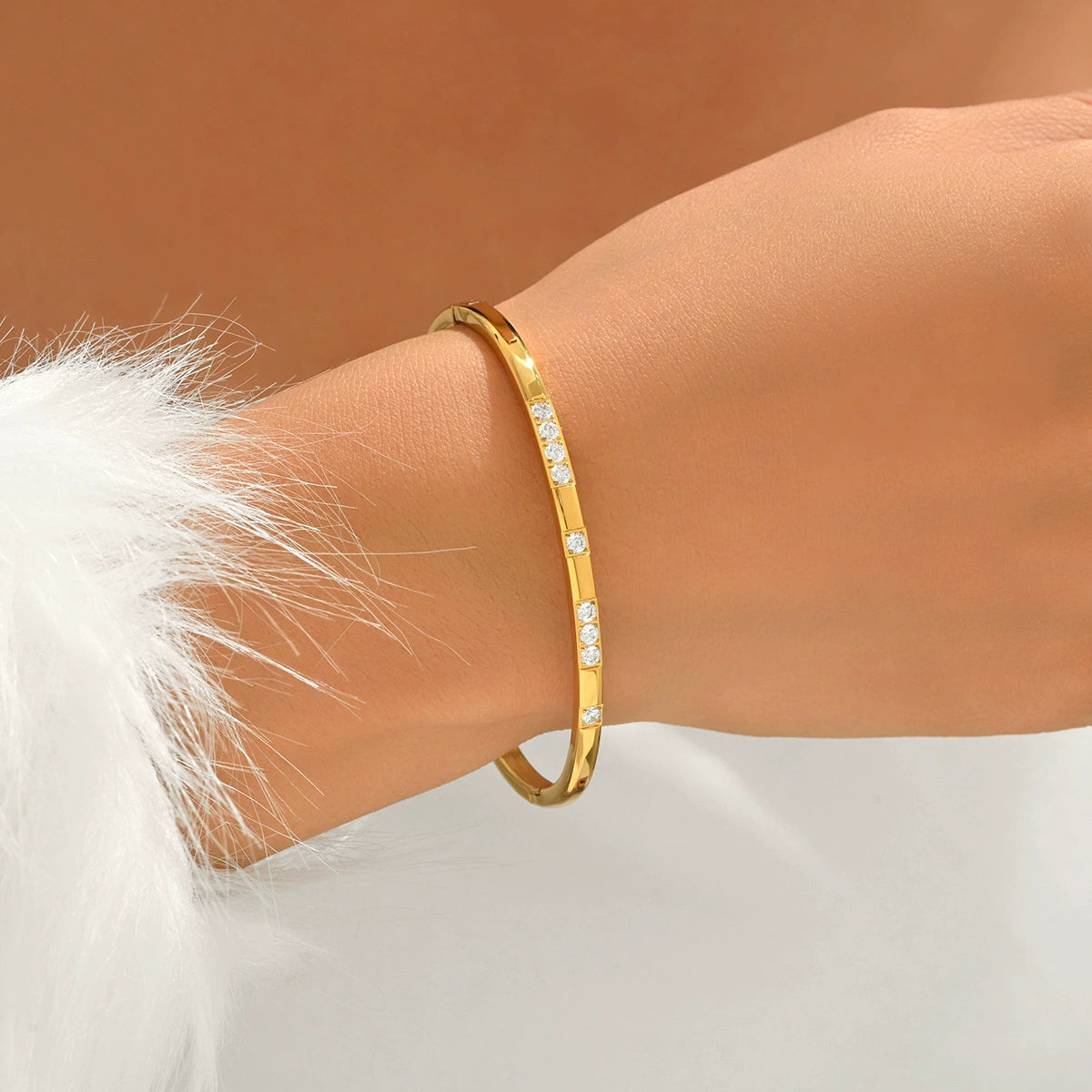 SKADIS Jewelry product detail image