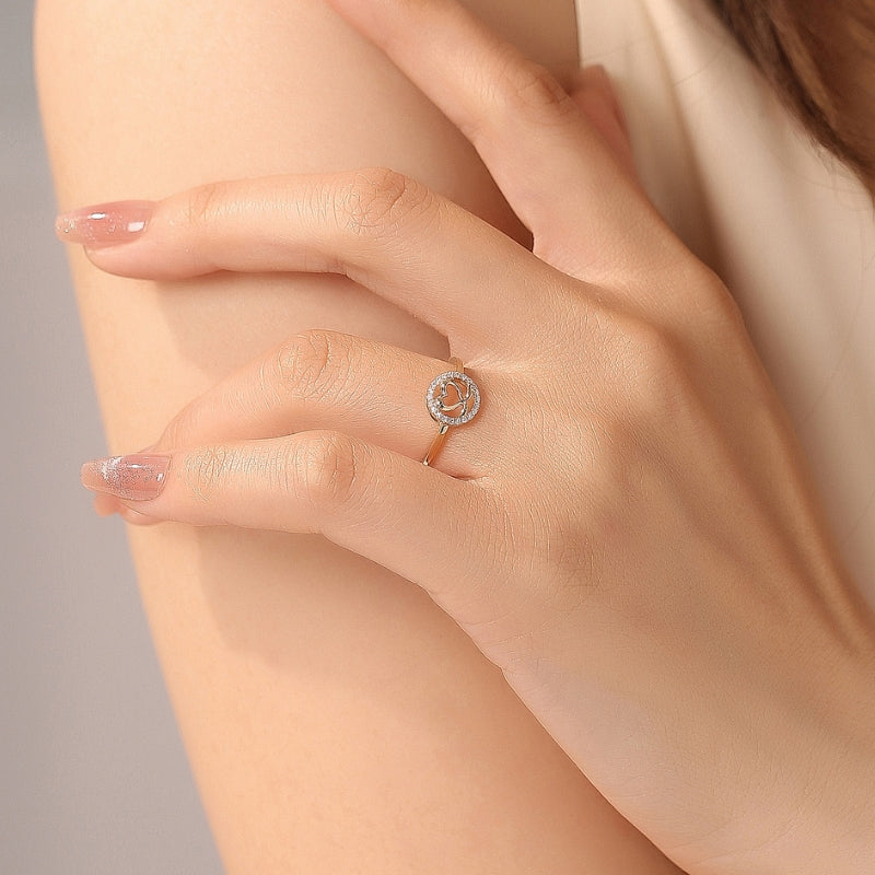 SKADI LOVE diamond ring, 18k gold