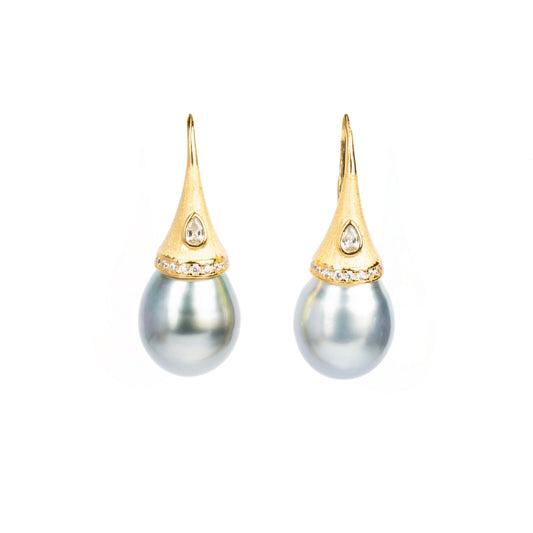 Tahithian pearl earrings Goldplated silver