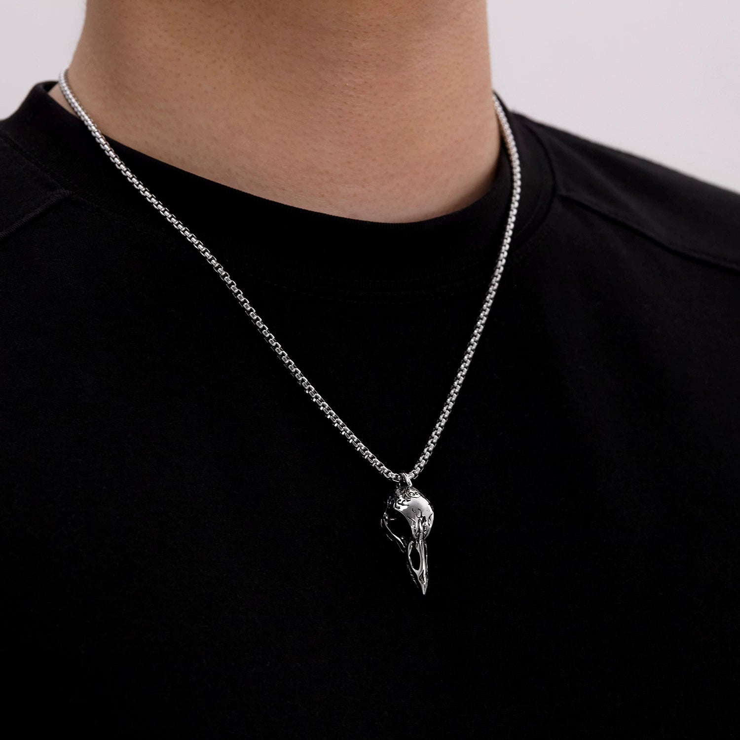 Men's necklace with a pendant from SKADIS Jewelry