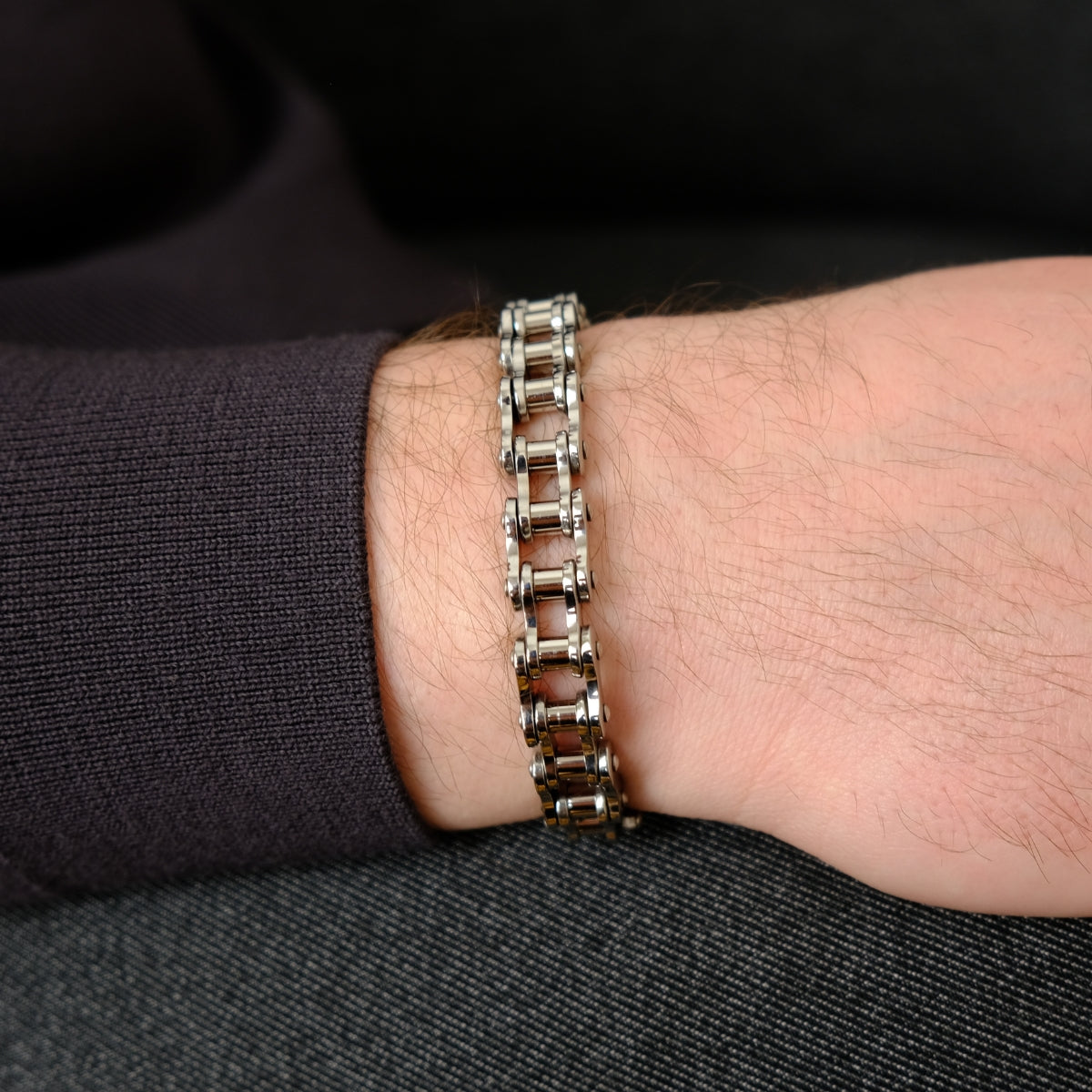Metallic bracelet for men from SKADIS Jewelry