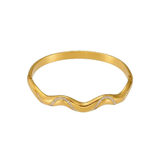 Gold-plated bracelet with a wavy design from SKADIS Jewelry
