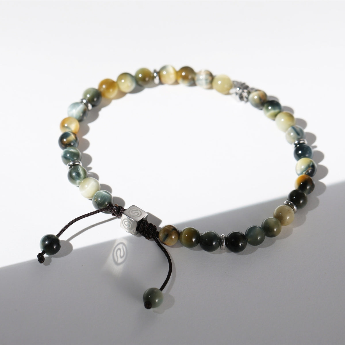 ARKTIS Bracelet detail view - brown green tiger eye beaded bracelet for men - SKADIS Jewelry