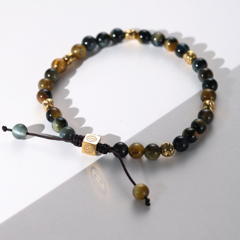 BASALT bracelet tiger eye close up - SKADIS Jewelry