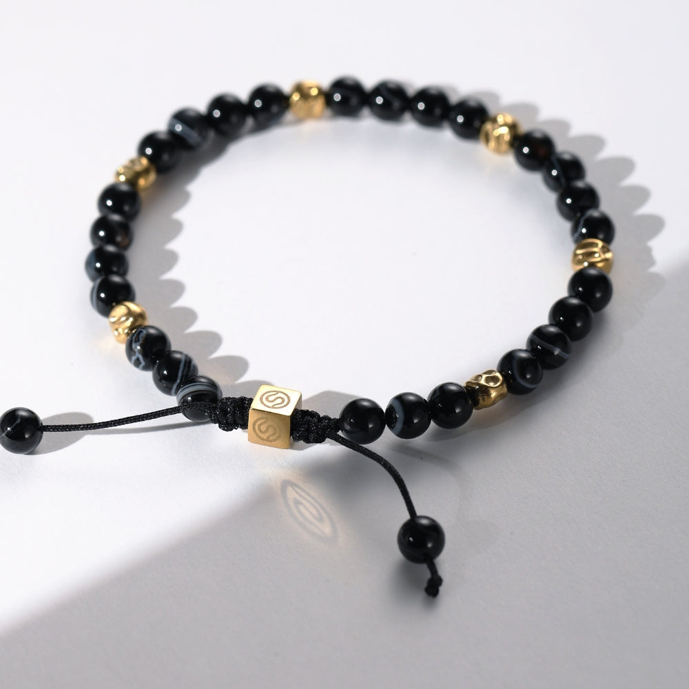 CEDAR bracelet black agate close up - SKADIS Jewelry