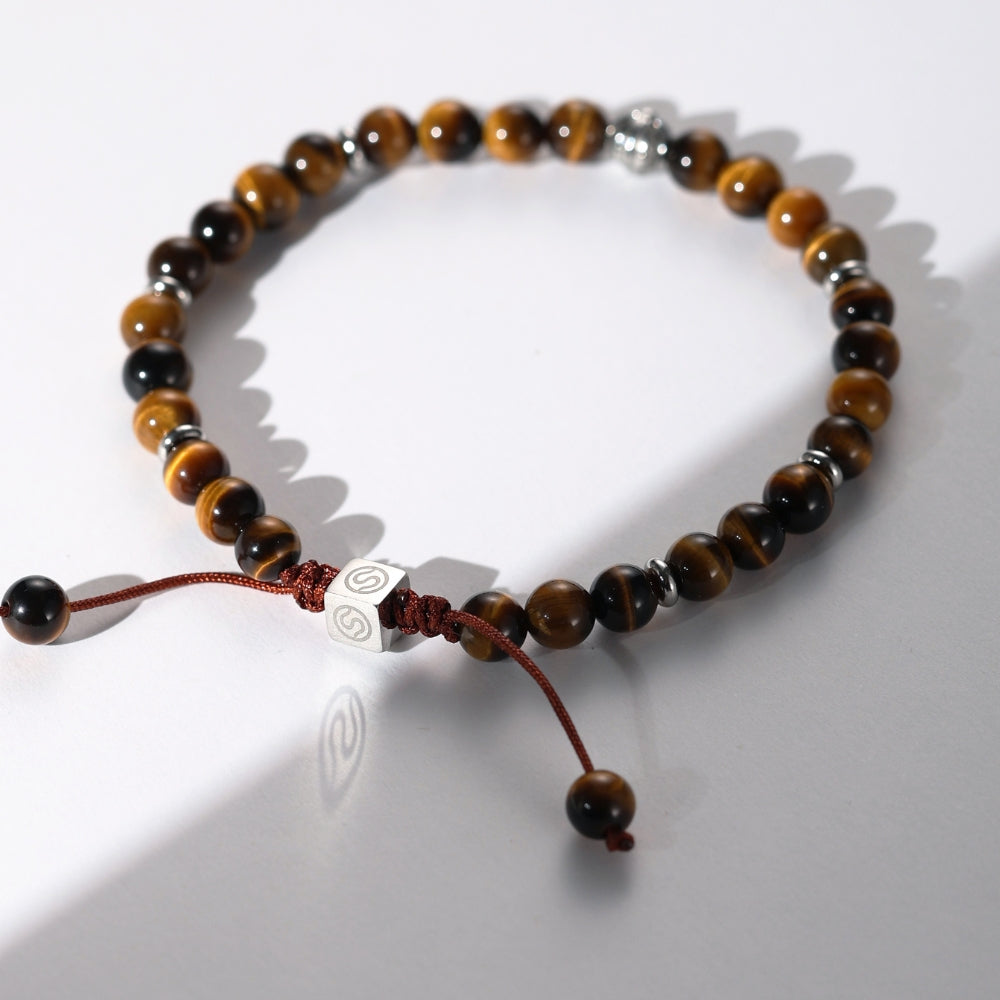 ELIAS tiger eye bracelet detail view - SKADIS Jewelry
