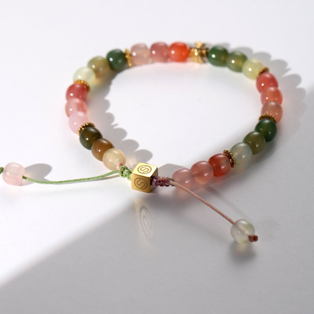 EMBLA bracelet red agate close up