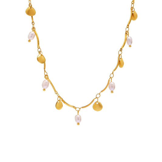 Gold necklace with pearls from SKADIS Jewelry